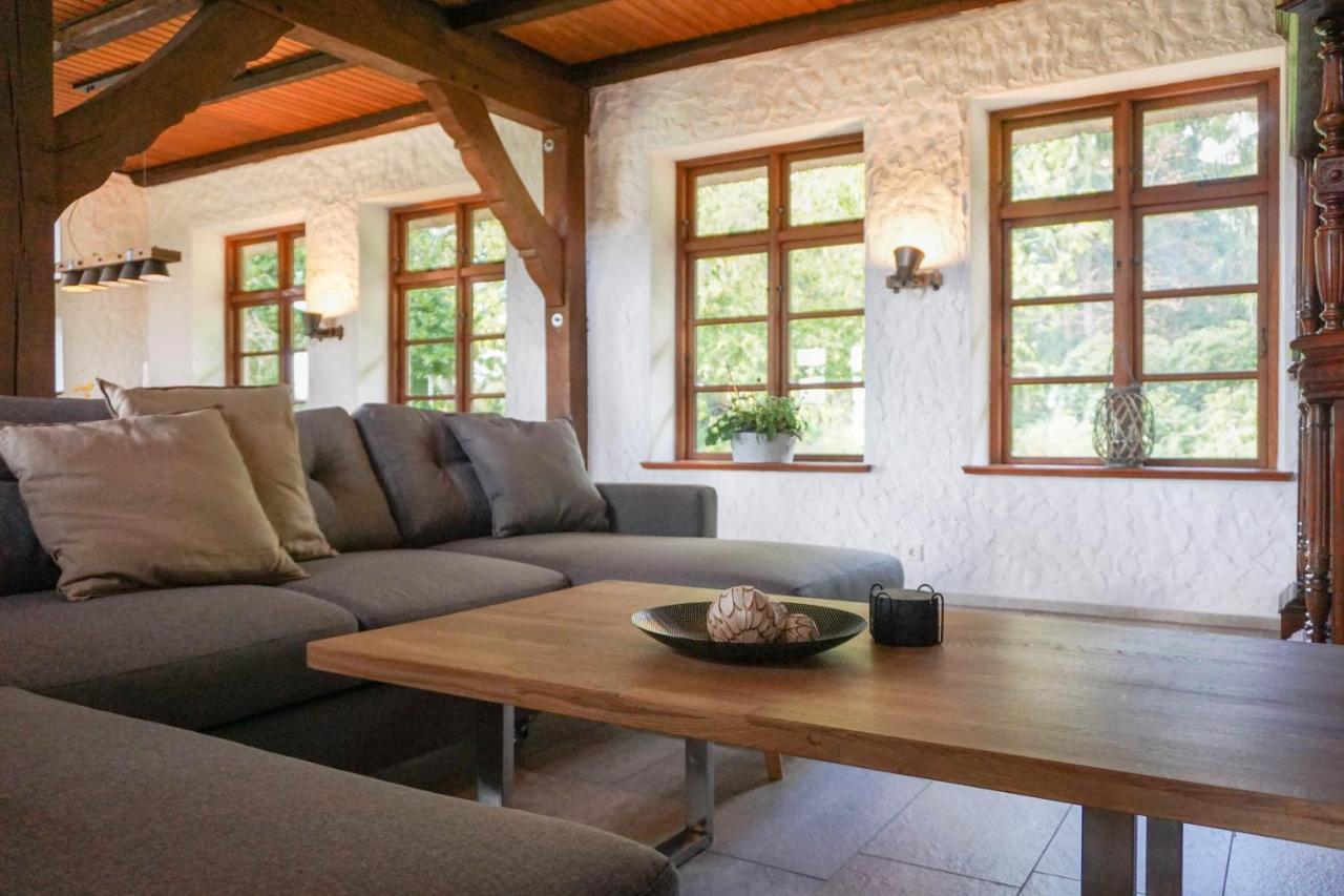 Ruhe Unter Reet-Haus Mit Sauna, Whirlpool Und Kamin Gnarrenburg المظهر الخارجي الصورة