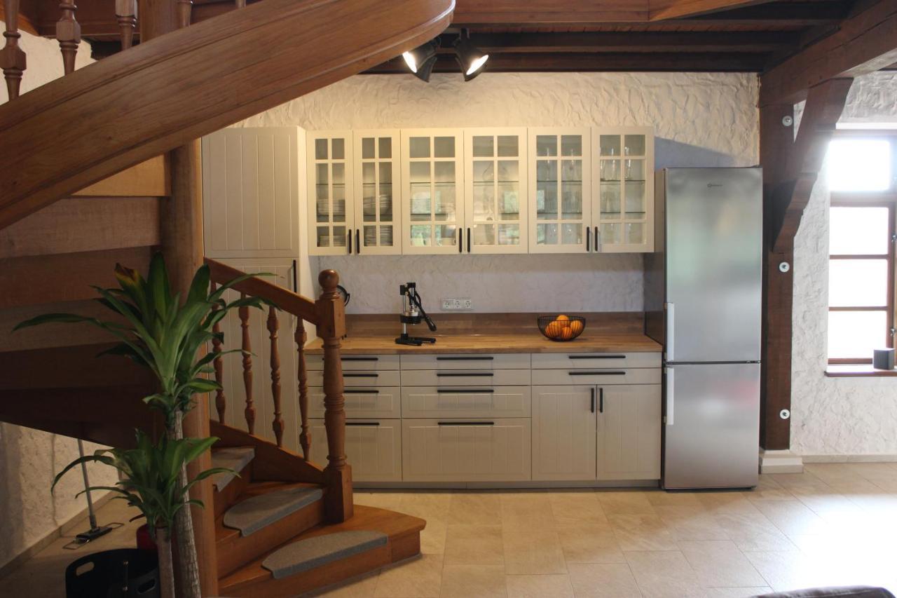 Ruhe Unter Reet-Haus Mit Sauna, Whirlpool Und Kamin Gnarrenburg المظهر الخارجي الصورة
