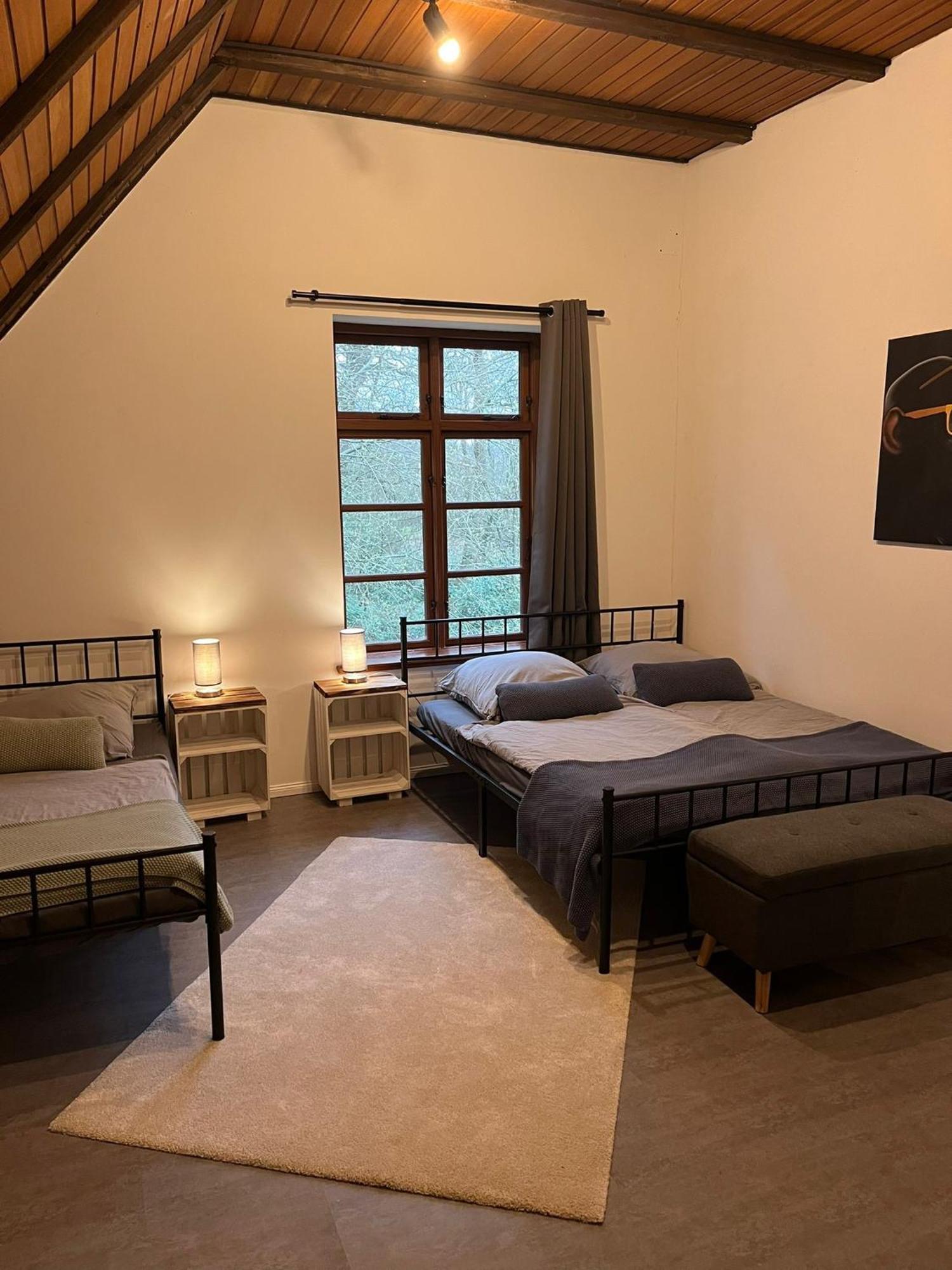 Ruhe Unter Reet-Haus Mit Sauna, Whirlpool Und Kamin Gnarrenburg المظهر الخارجي الصورة